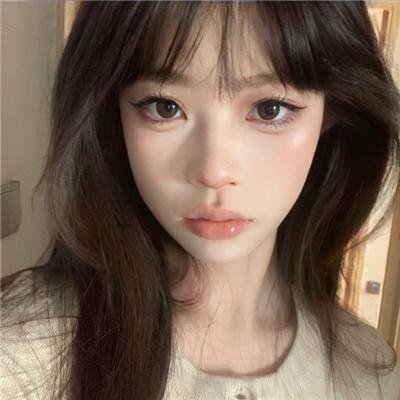 驯虎女郎